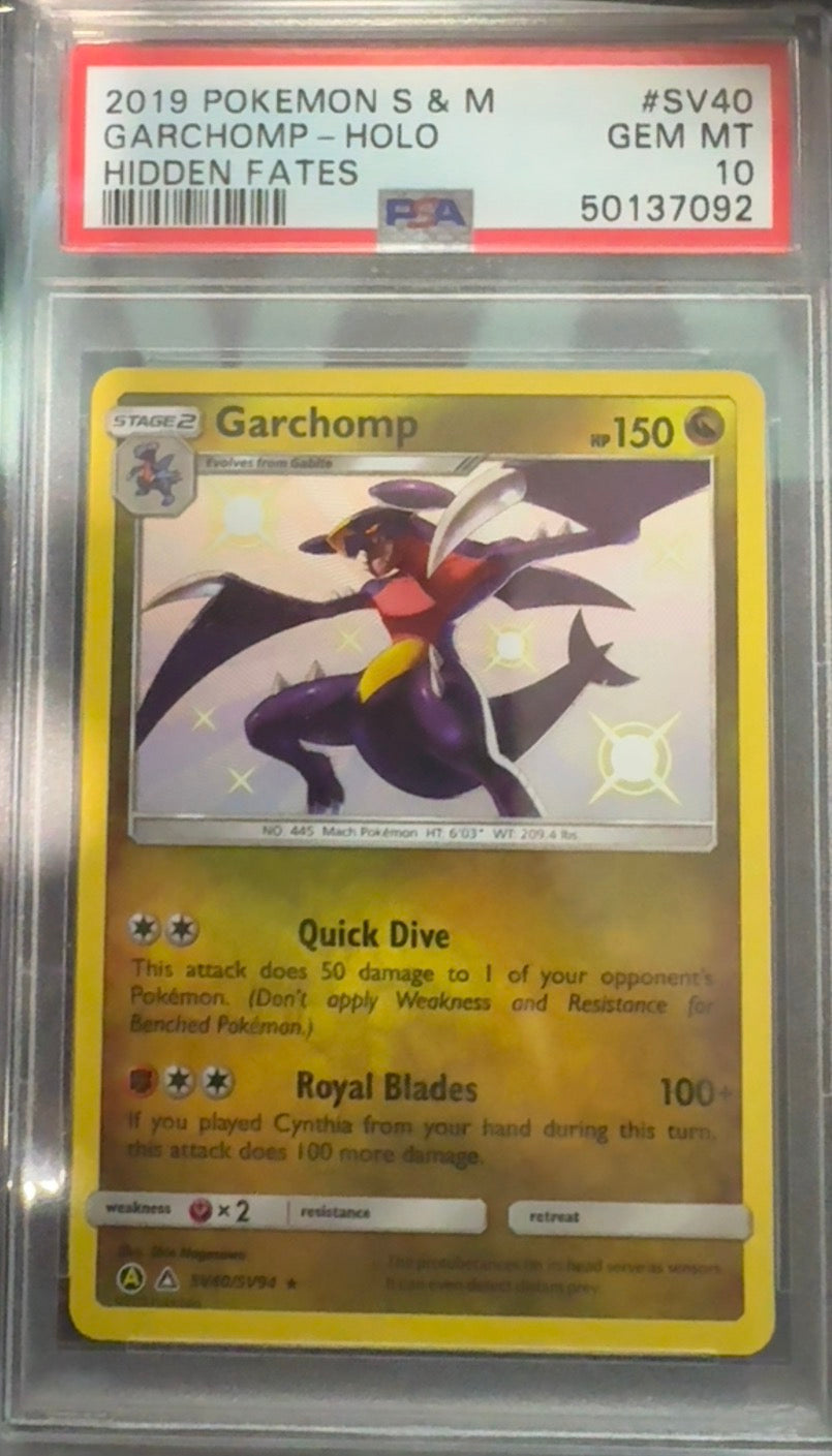 Garchomp Holo Hidden Fates SV40/SV94 - PSA 10
